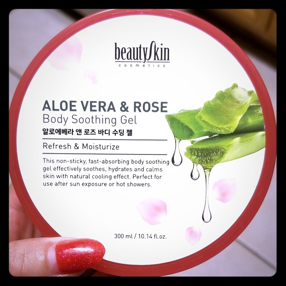 Aloe vera and Rose Body Soothing Gel
